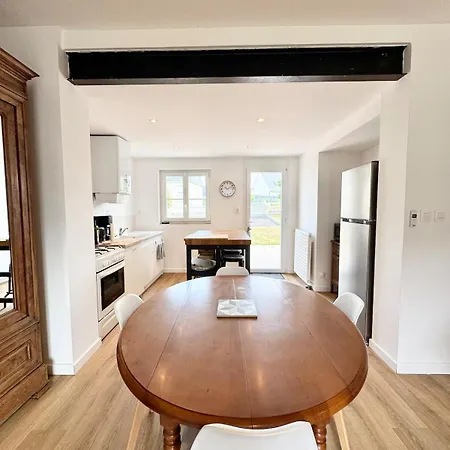 Escapade A Maison Avec Jardin Et Parking